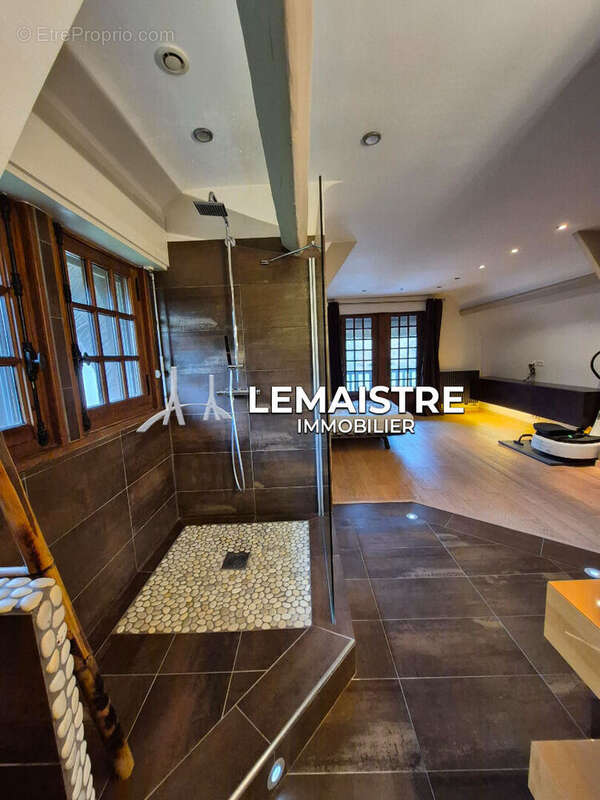 Maison à MONTIVILLIERS