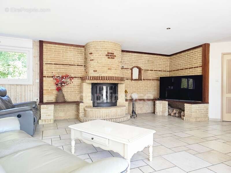 Maison à FRIVILLE-ESCARBOTIN