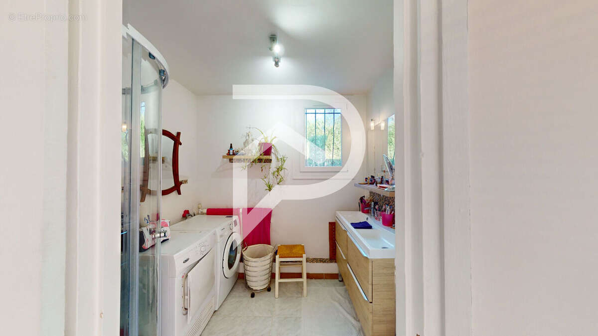 Maison à VERNEUIL-SUR-SEINE