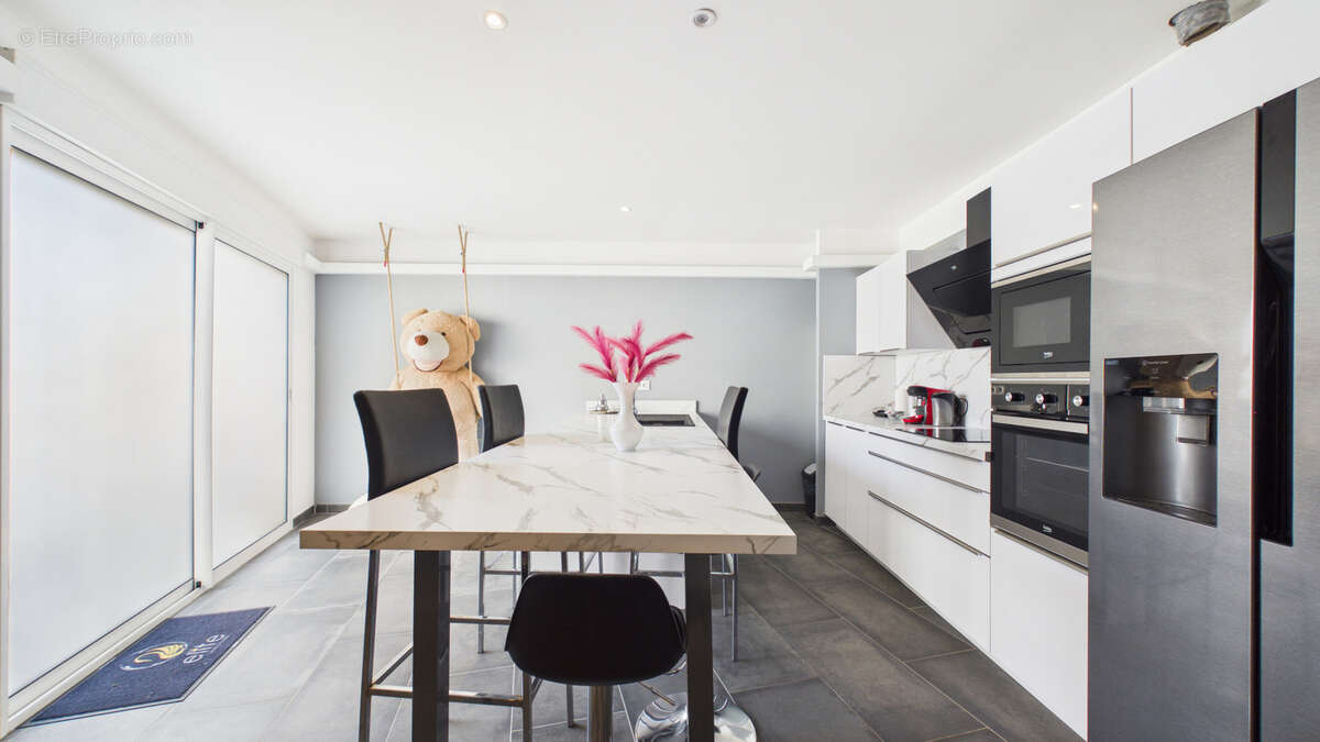 Appartement à POMEROLS