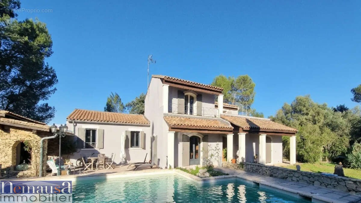 Maison à NIMES