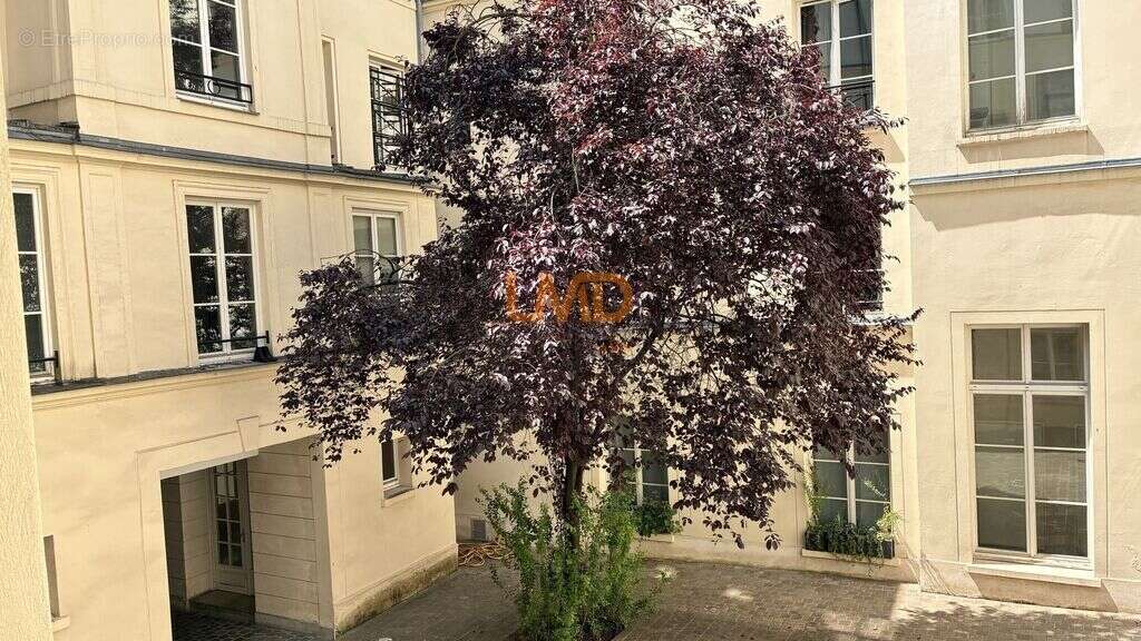 Marais-Centre Georges Pompidou - 3P 75m2 & Cave - photo 13