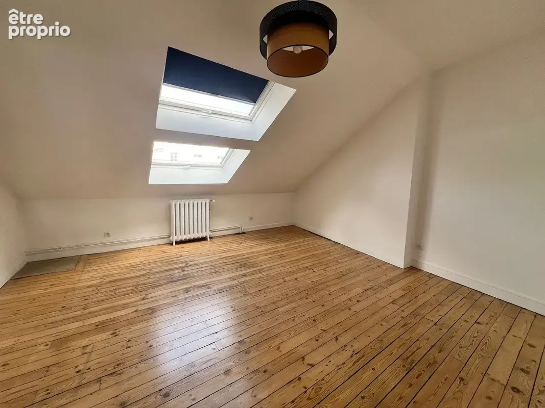 Secteur place du forum - magnifique duplex type 6 pieces de 135m2 + balcon - photo 19