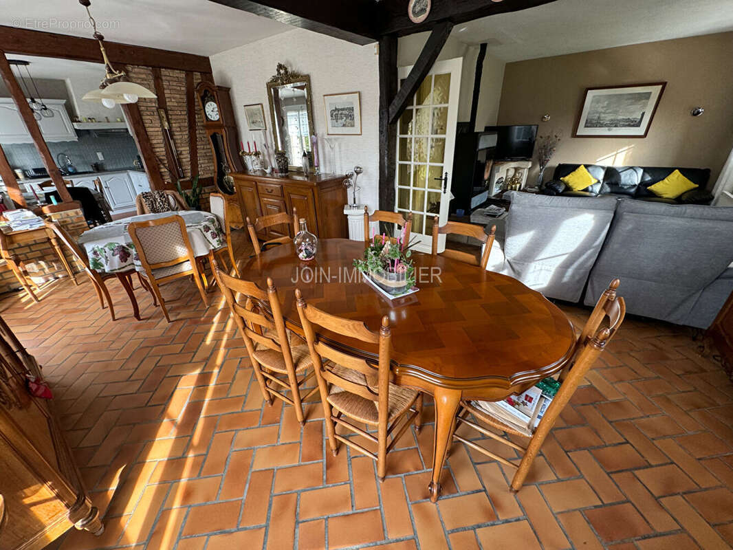 Maison à SAINT-MARTIN-EN-CAMPAGNE