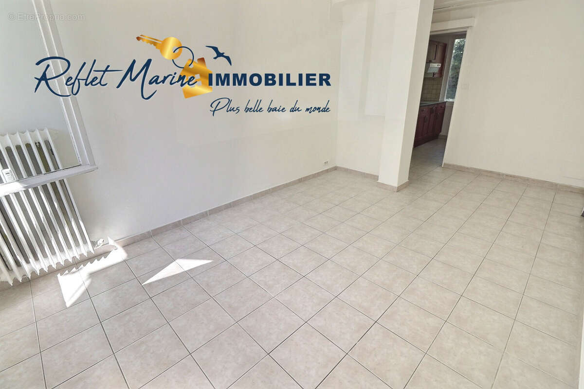 Appartement à SIX-FOURS-LES-PLAGES
