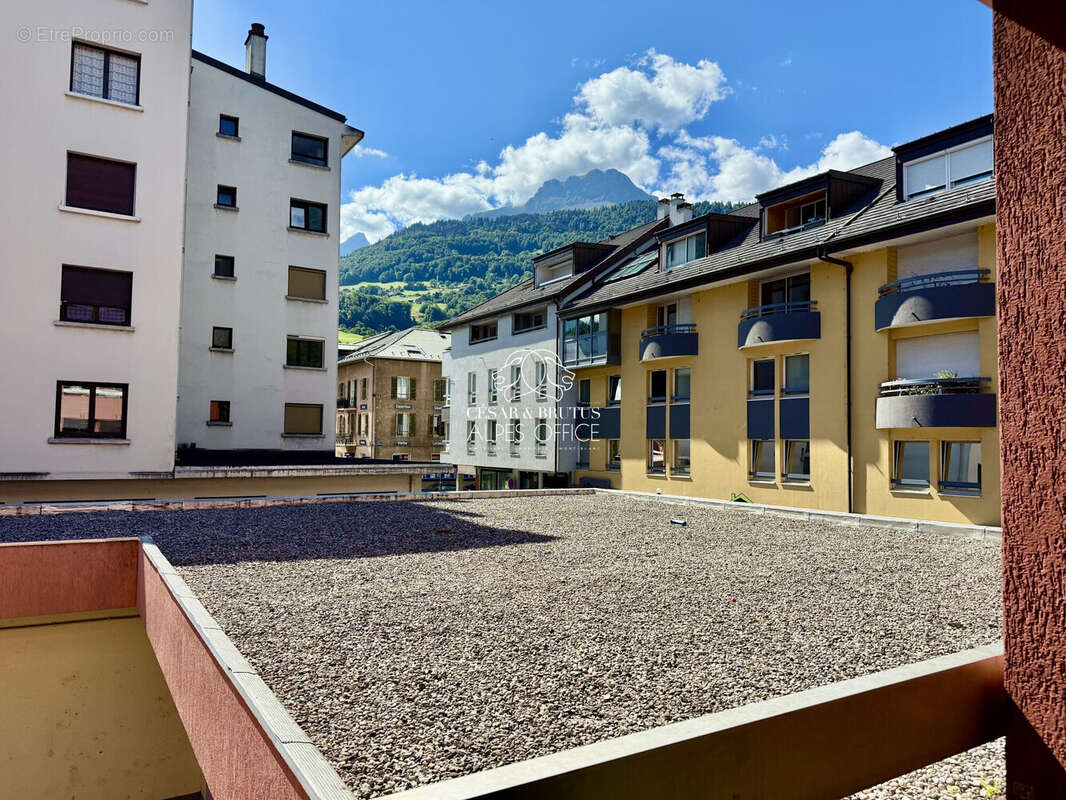 Appartement 26 m² à Sallanches  - photo 5
