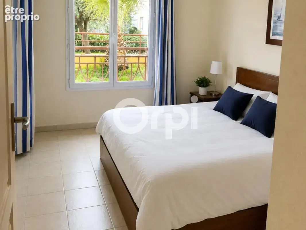 T2 - 40 m2 - piscine et lac privé - photo 4