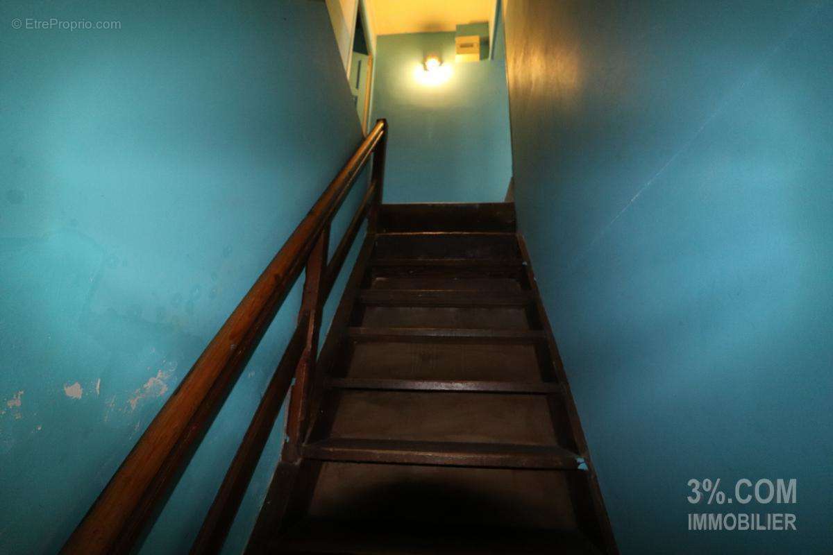 Maison à LIVRON-SUR-DROME