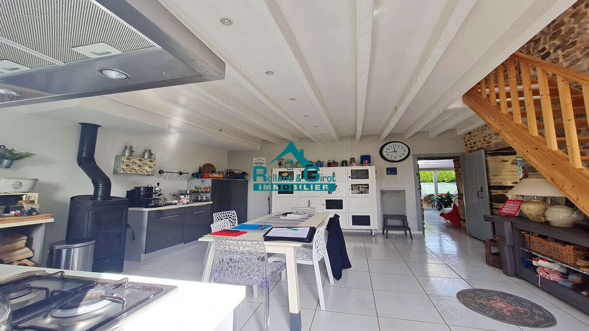 Maison à SAINT-AUBIN-DU-CORMIER