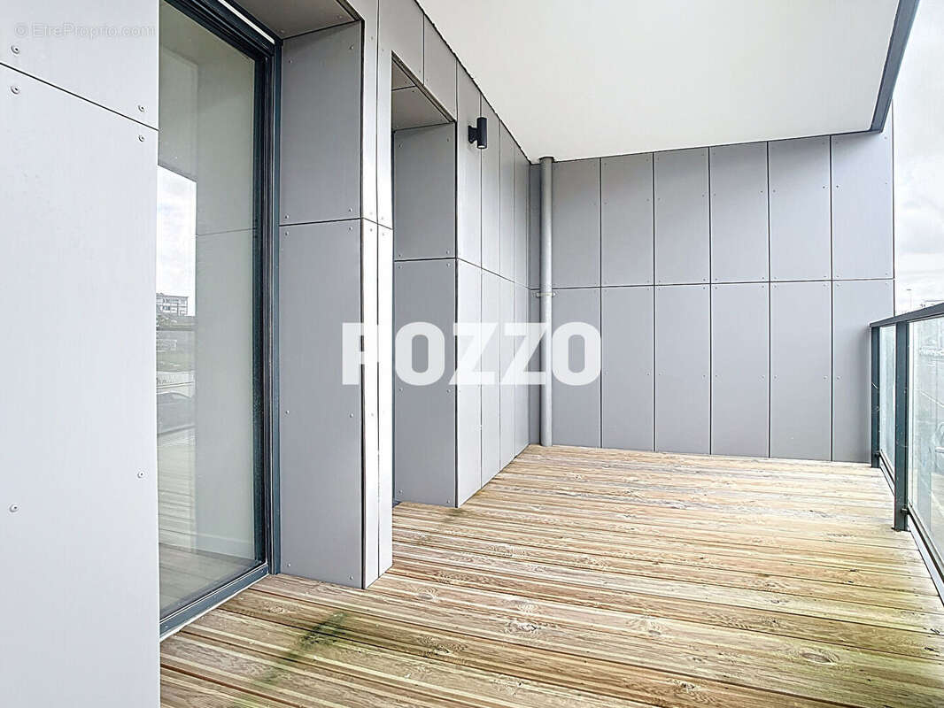 Appartement à DONVILLE-LES-BAINS