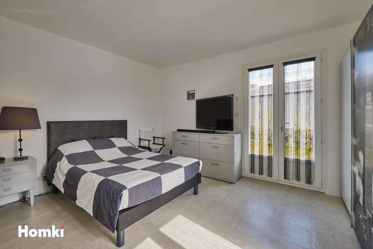 Maison à LEZIGNAN-CORBIERES