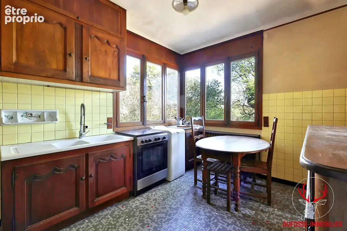 Oullins maison d'architecte de 1964  ,grand sous-sol , terrain 1383 m² - photo 6