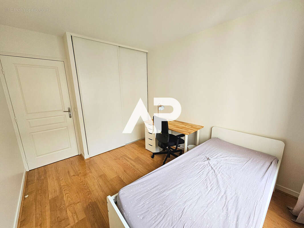 Appartement à ENGHIEN-LES-BAINS