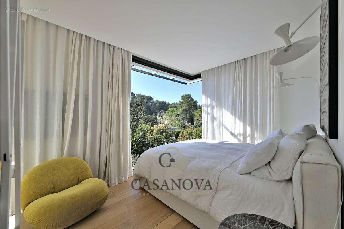 Maison à CASTELNAU-LE-LEZ