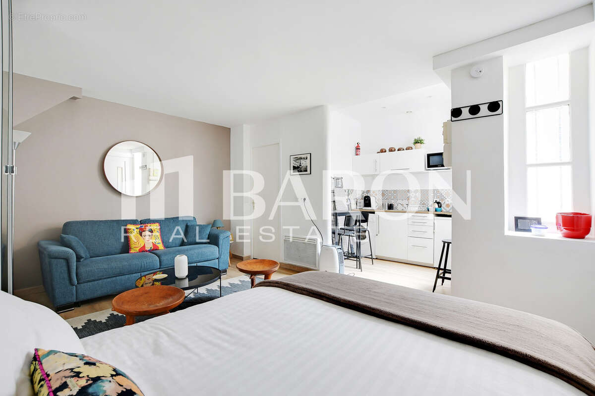 Appartement à PARIS-11E