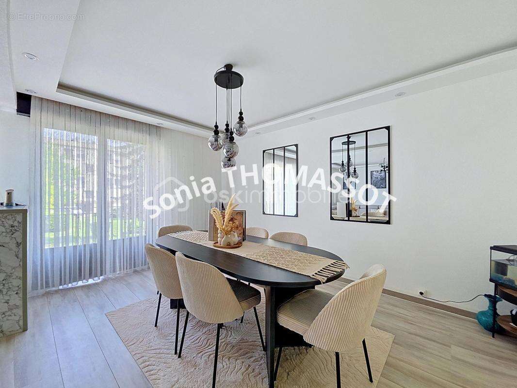 Appartement à SAINT-JEAN-DE-LOSNE