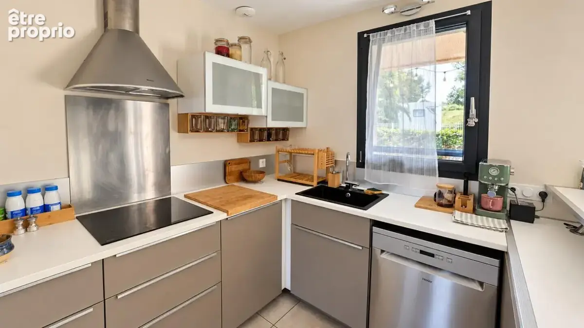 Appartement T2 avec terrasse et jardinet , parking, piscine - photo 8