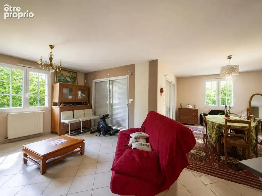 Maison de 8 pièces de 153 m² situé à Petosse - photo 3