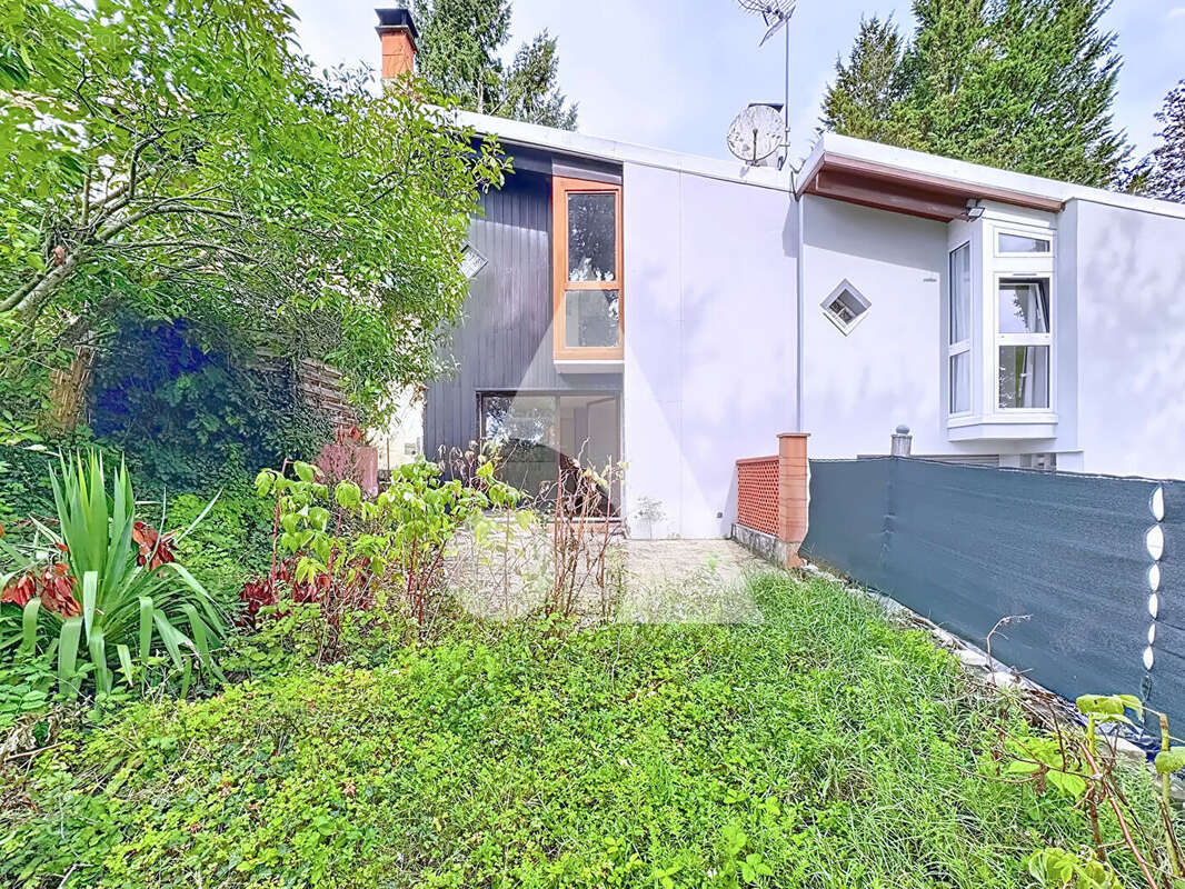 Maison à ROZIER-EN-DONZY