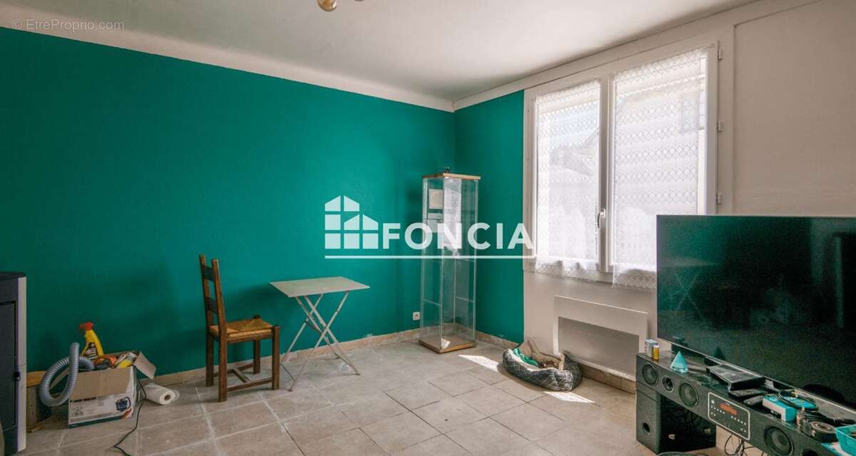 Maison à VILLEFRANCHE-DE-PANAT