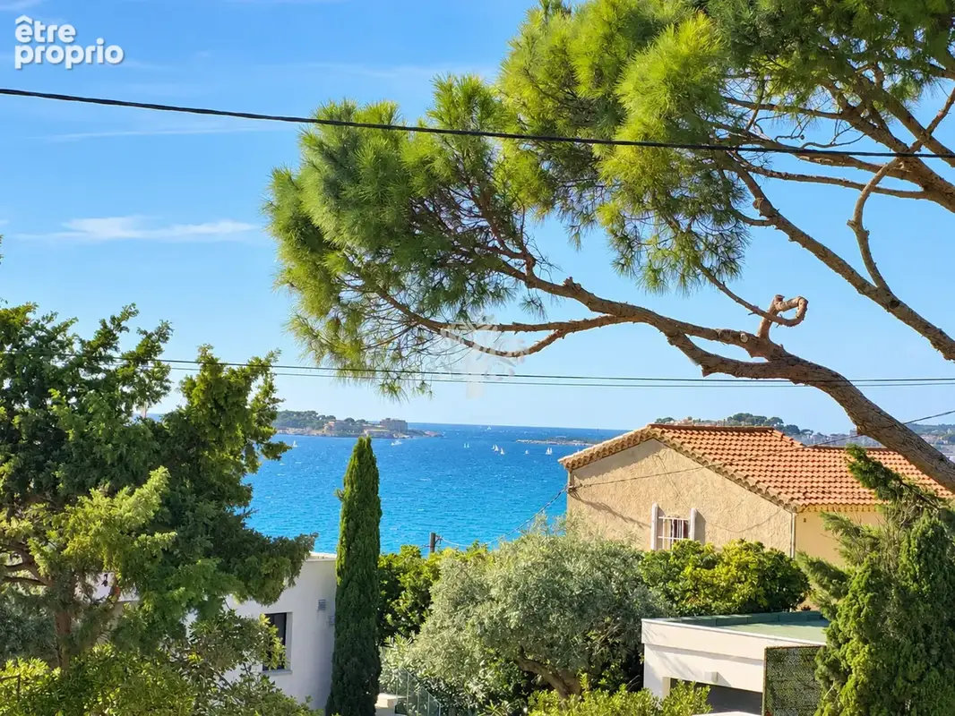 A vendre sanary sur mer appartement t2 vue mer a 2 pas de la plage - photo 7
