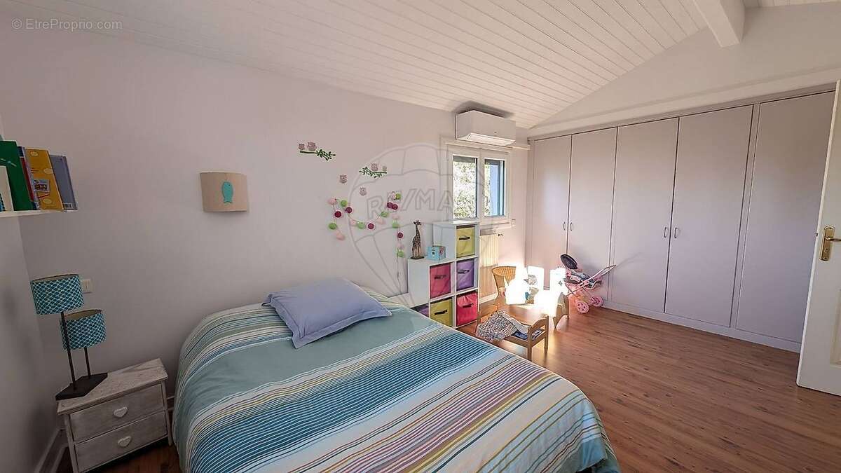 Maison à LES MATHES