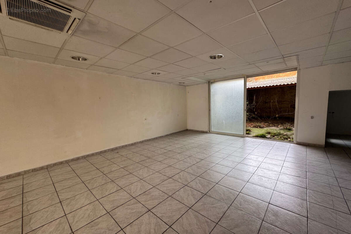 Appartement à LEZIGNAN-CORBIERES