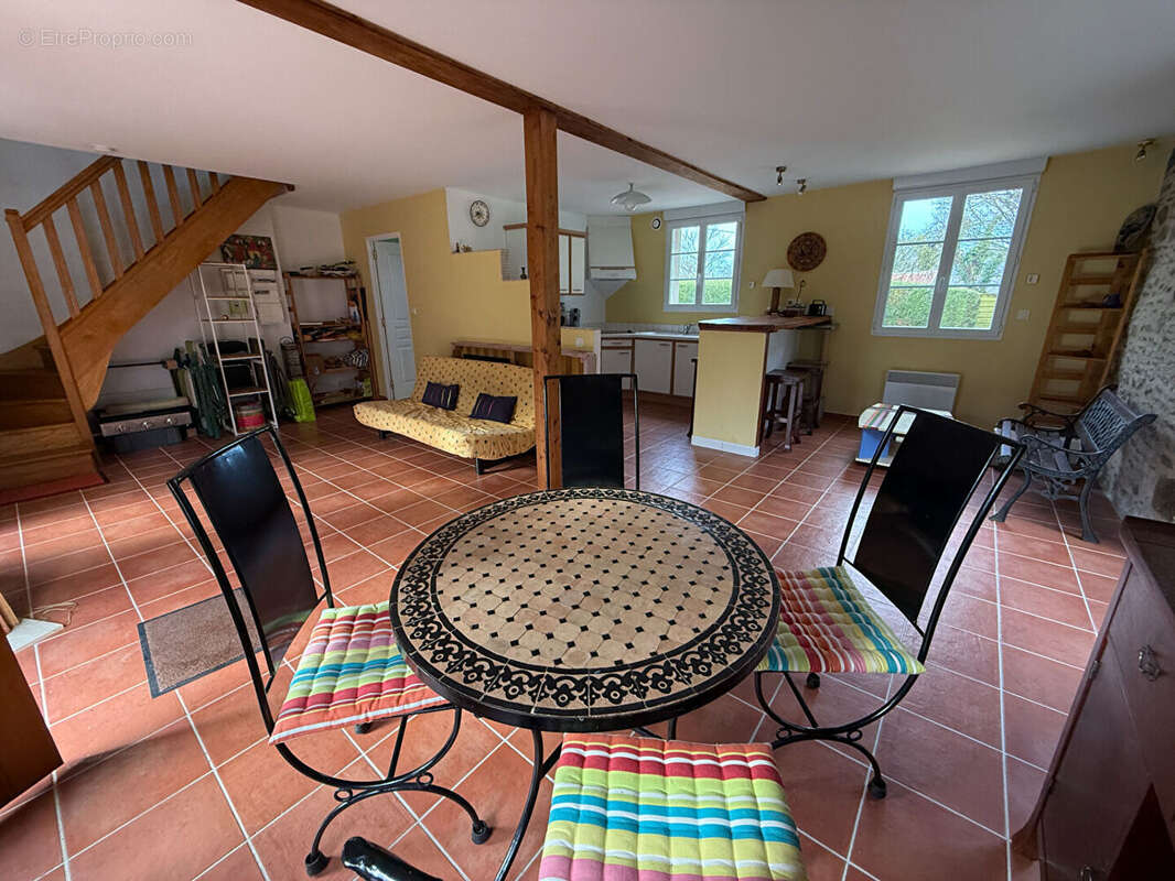 Maison à MINIAC-MORVAN