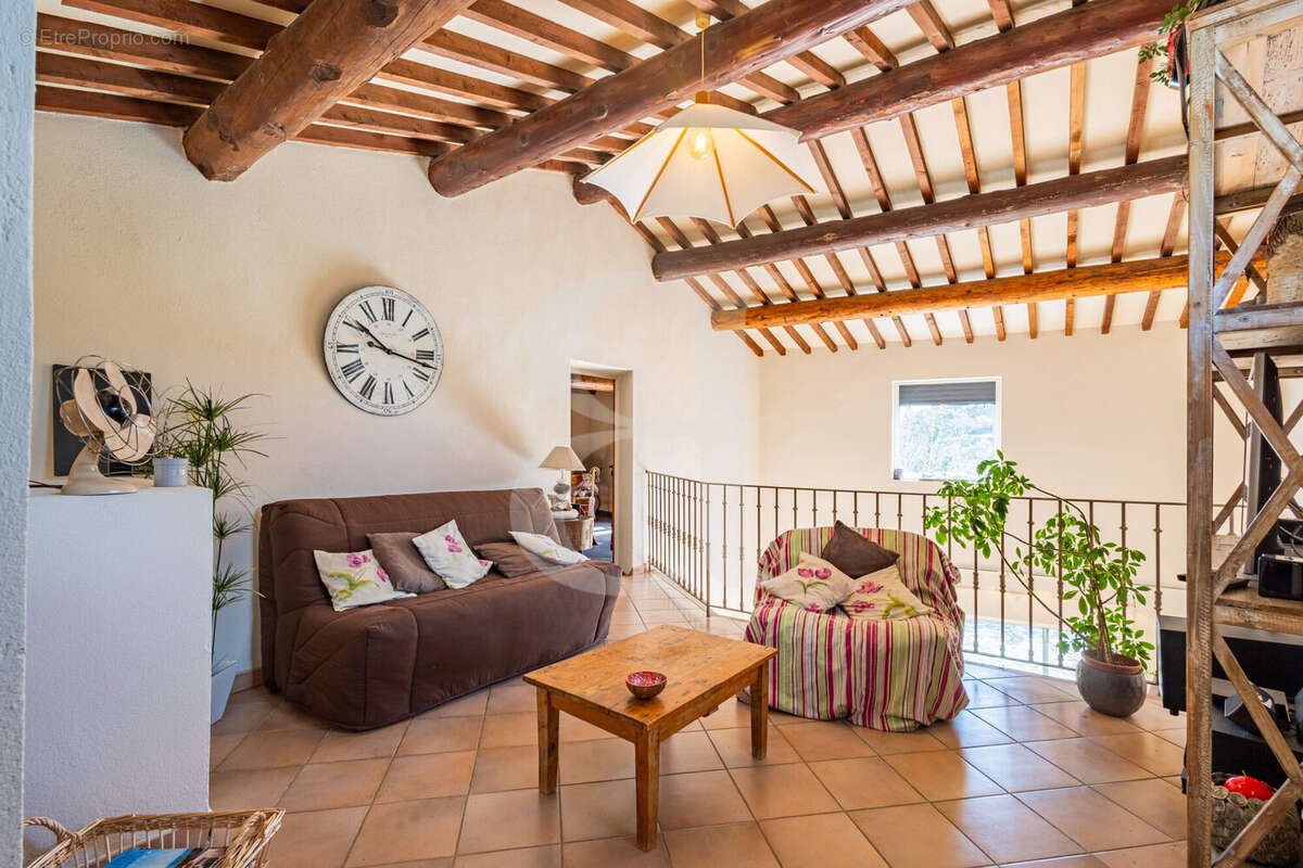 Maison à VAISON-LA-ROMAINE