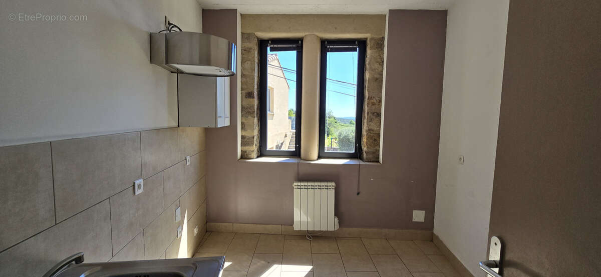 Maison à MONTPEYROUX