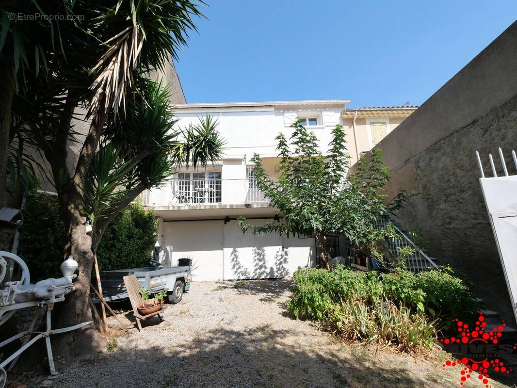 Maison à QUARANTE