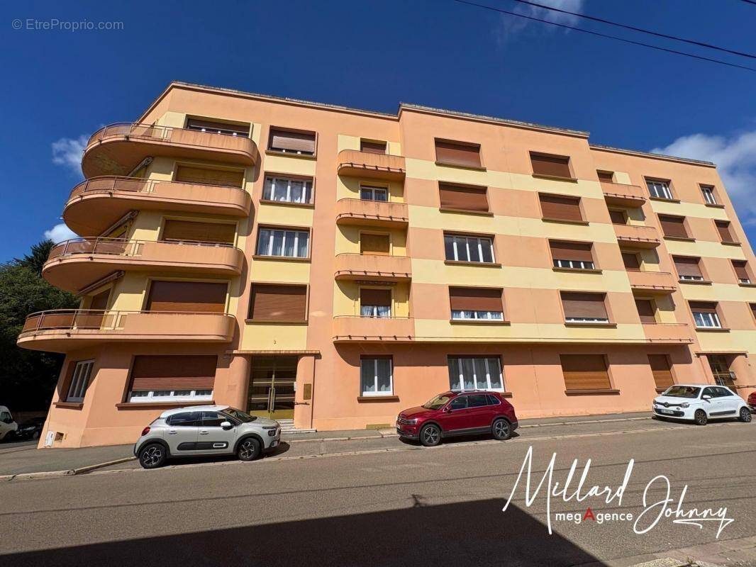 Appartement à MONTCEAU-LES-MINES