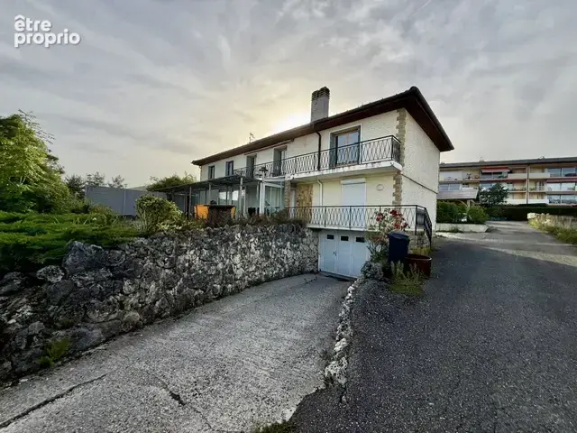Divonne-les-Bains   T4 de 94 m2 avec balcon, cave et 2 stationnements - photo 24