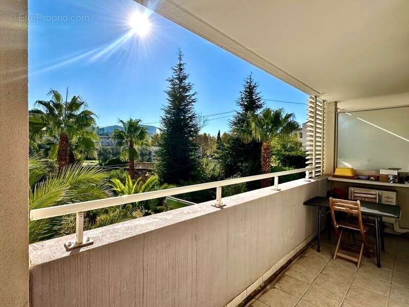 Appartement à MARSEILLE-9E