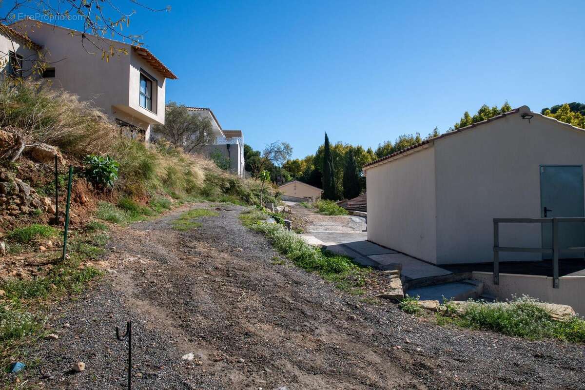 Photo 2 - Terrain à OLLIOULES