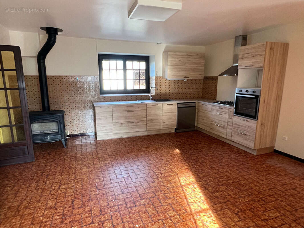 Maison Gensac La Pallue, 4 pièces, 132 m2 Gensac la pallue - photo 3