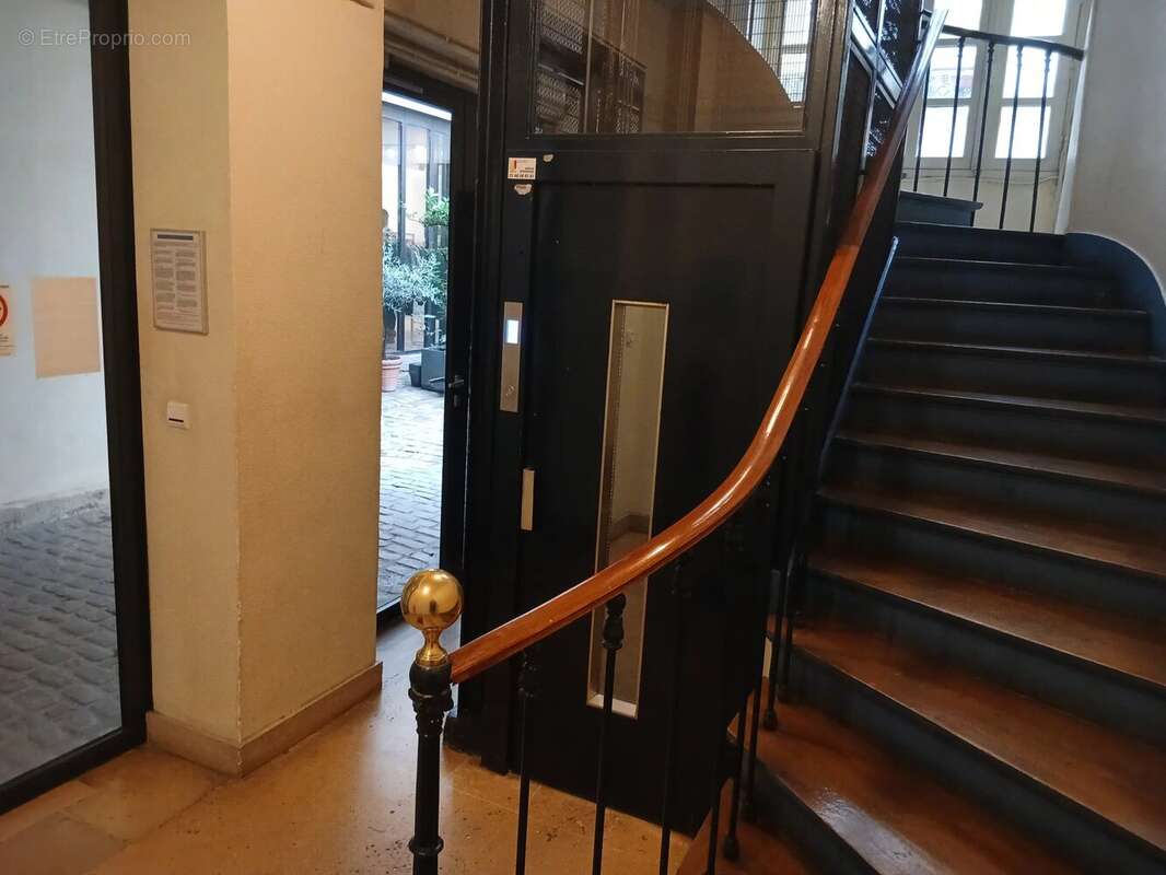 Appartement à PARIS-3E