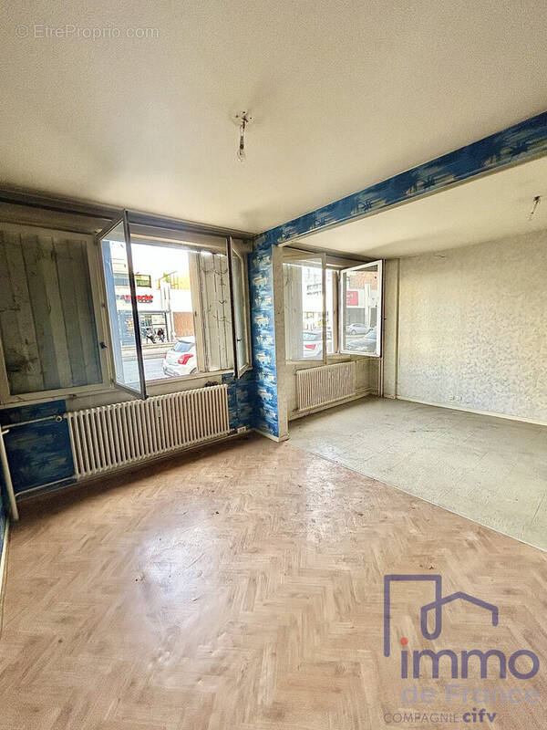 Appartement à SAINT-ETIENNE