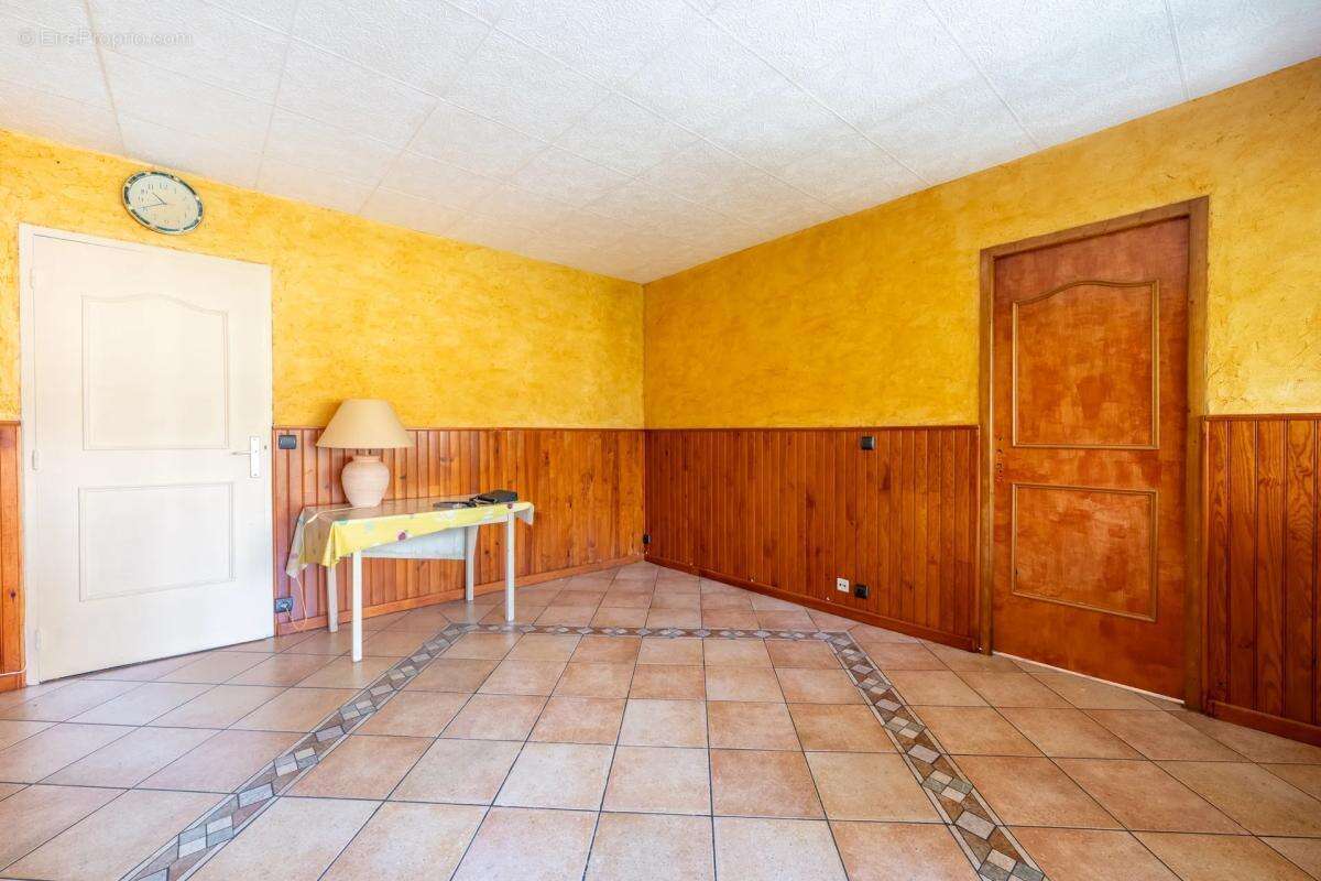Appartement à LES MUREAUX