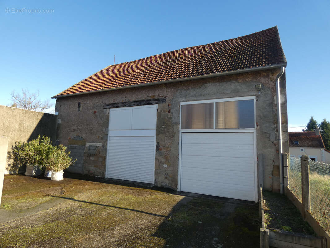 Maison à COMMENTRY