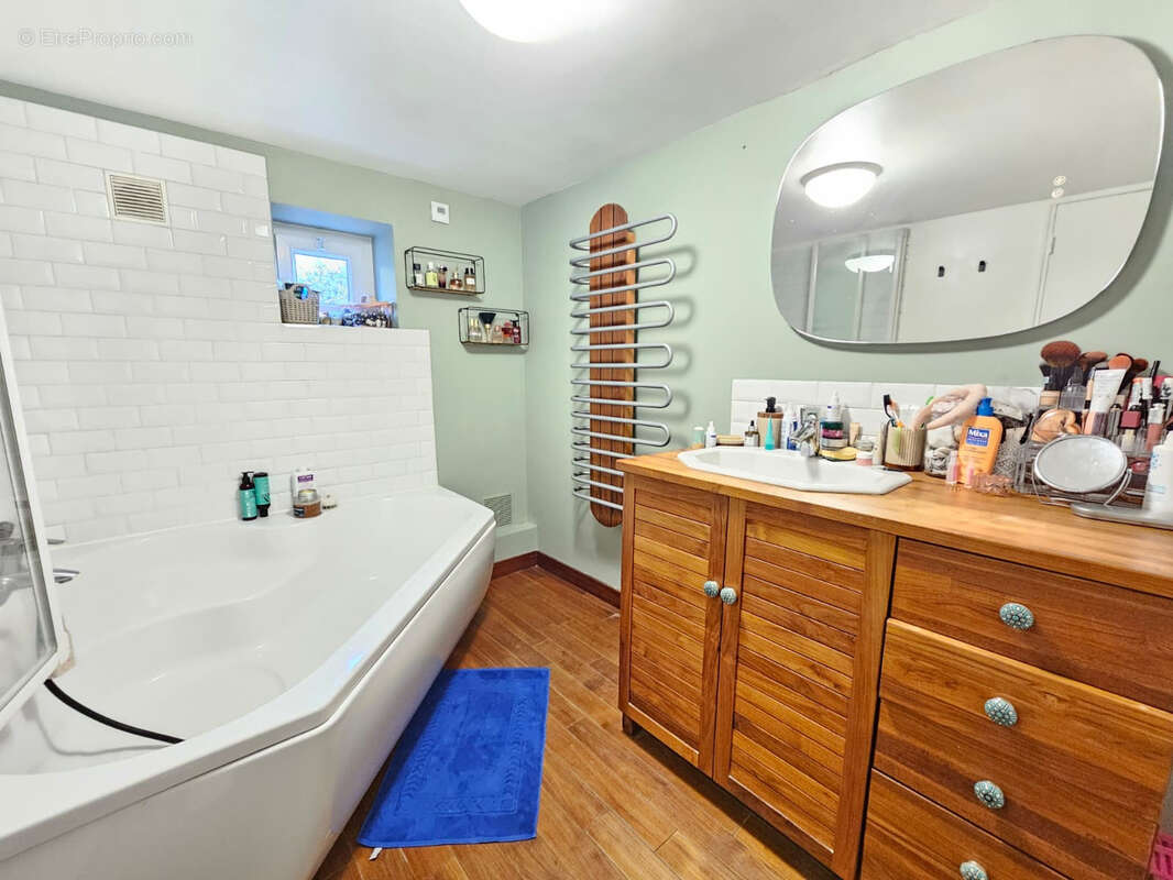 Maison à SAINT-GERMAIN-LES-ARPAJON