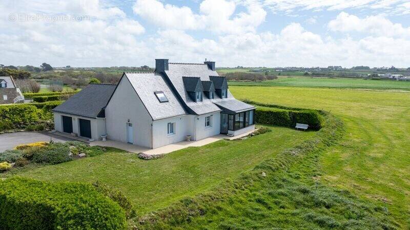 Maison à LANDUNVEZ