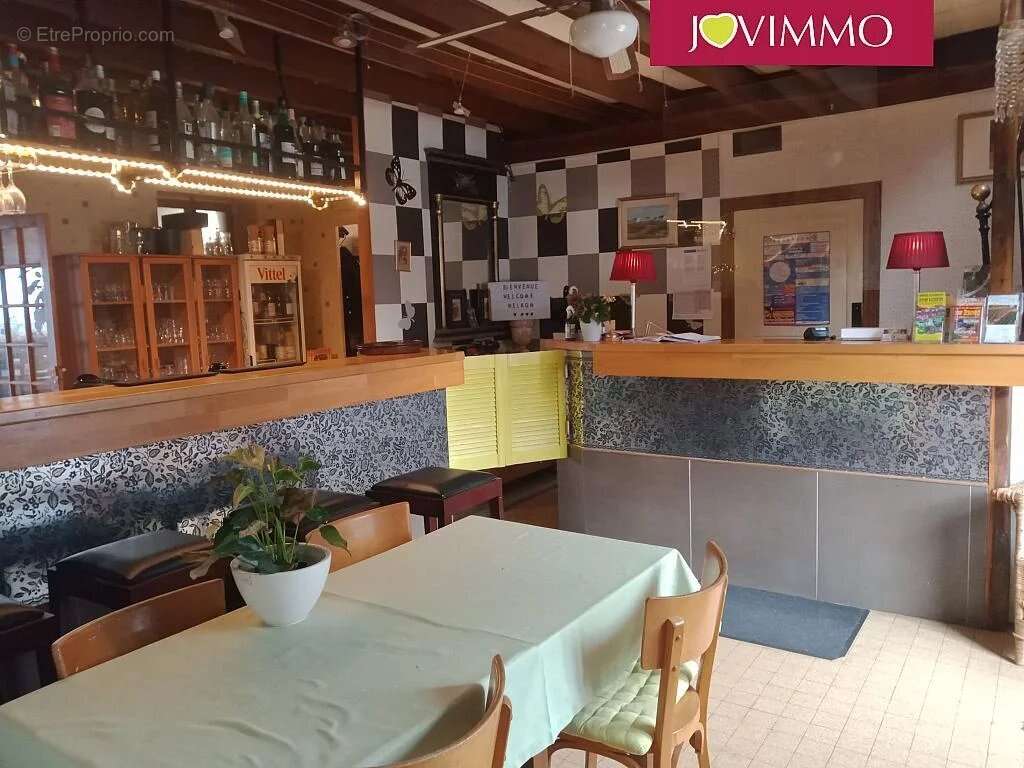 Commerce à LALIZOLLE