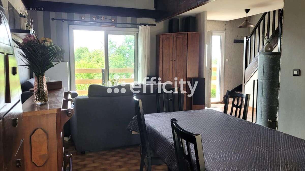 Maison à CIVRIEUX-D'AZERGUES