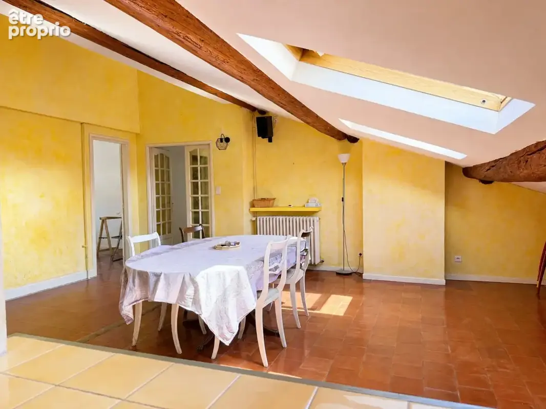 Béziers  Appartement de caractère 140 m² avec parking et box en centre-ville - photo 4