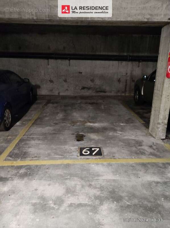 Parking à CONFLANS-SAINTE-HONORINE