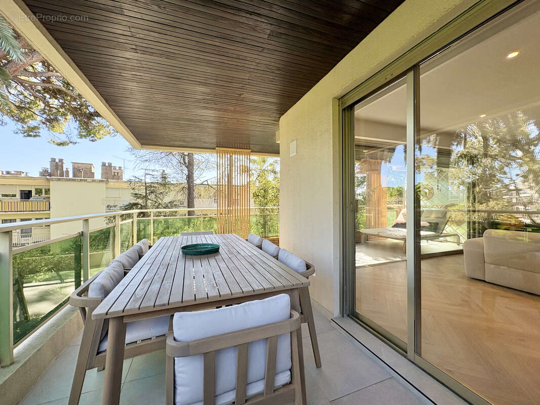 Appartement à CANNES