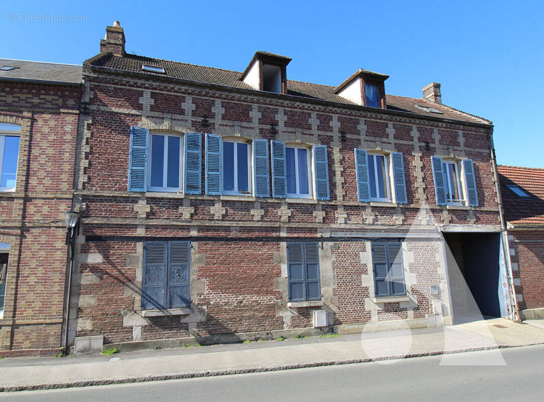 Appartement à LONGUEIL-SAINTE-MARIE