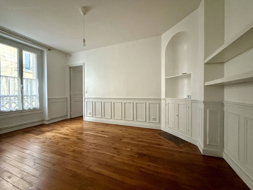 Appartement à PARIS-15E