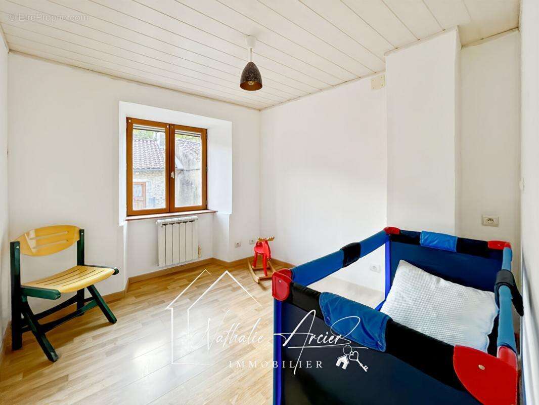 Maison à VERRERIES-DE-MOUSSANS